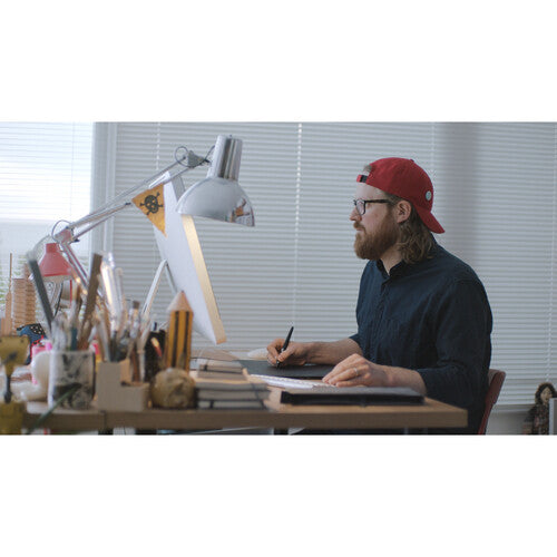 Wacom Intuos Pro Creative Pen Tablet (Medium)