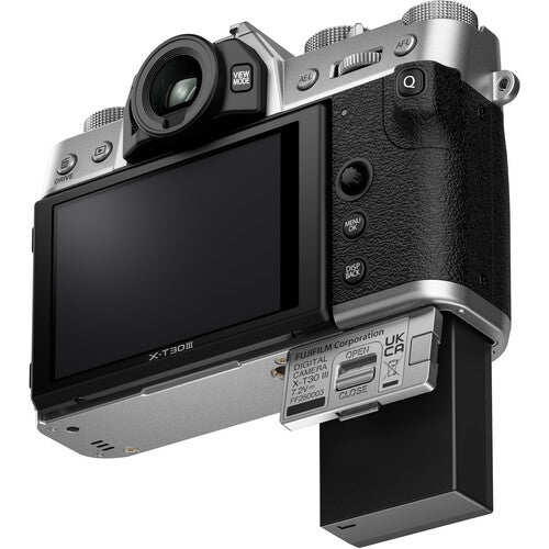 FUJIFILM X-T30 III Mirrorless Camera with 13-33mm f/3.5-6.3 Lens (Silver)