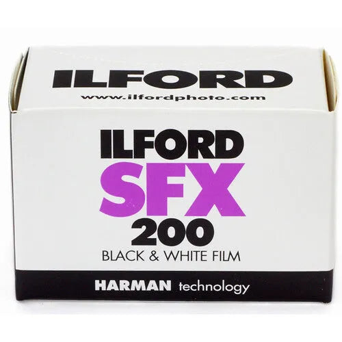 Ilford SFX 200 Black and White Negative Film (35mm Roll Film, 36 Exposures)