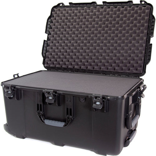 Nanuk 965 Wheeled Hard Case with Foam Insert (Black, 119.7L)