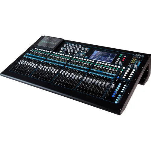 Allen & Heath Qu-32C 38x28 Digital Mixing Console (Chrome Edition)