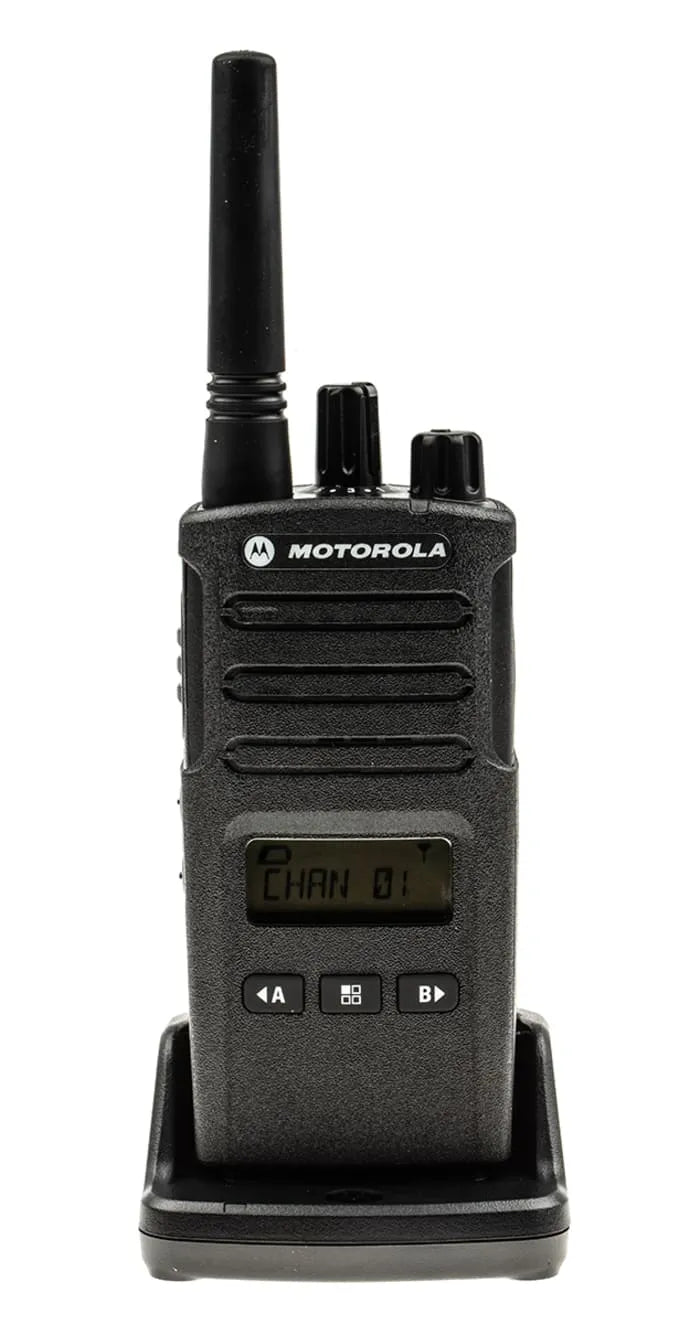 MOTOROLA XT420 NON DISPLAY 446 RADIO COMPLETE WITH CHARGER